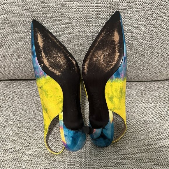 Stuart Weitzman Pocosling Kitten Heel Sling Back in Sun Paintball Patent Leather - Picture 10 of 10